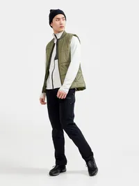 1910986-664000_CORE Light Padded Vest M_Closeup5.jpg